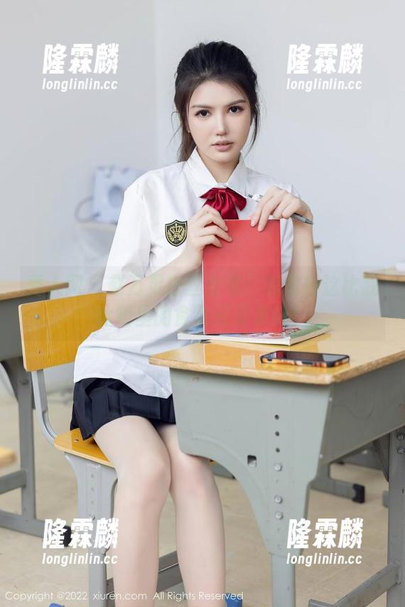 秀人网 - 赵万灵白丝合集：我觉得这比我冰箱里的食物还要美味！