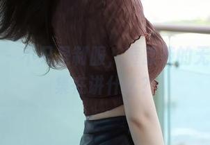 秀人网 – 不只是制服,黄歆苑的无圣光图集在讲什么?