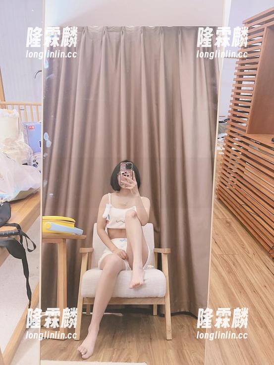 微密圈 - 日常插曲：胜利的小生活和她的定制图片让我想多了！
