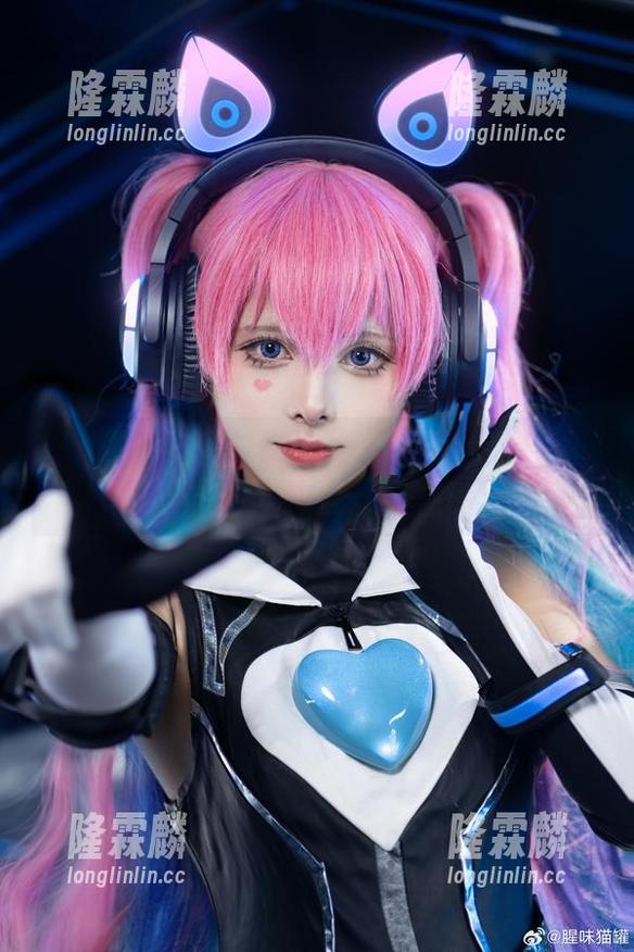腥味猫罐 腥味猫罐的纯白作品,让图库的色调亮起来