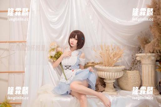 花柒Hana 在和服的怀抱里,花柒Hana的每一帧都是套路满满的绝品套图!