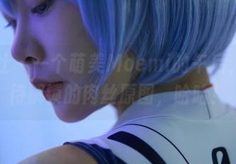 蜜桃社 – 一个萌美Moemi的午后,偶遇待解锁的肉丝原图,哈哈!