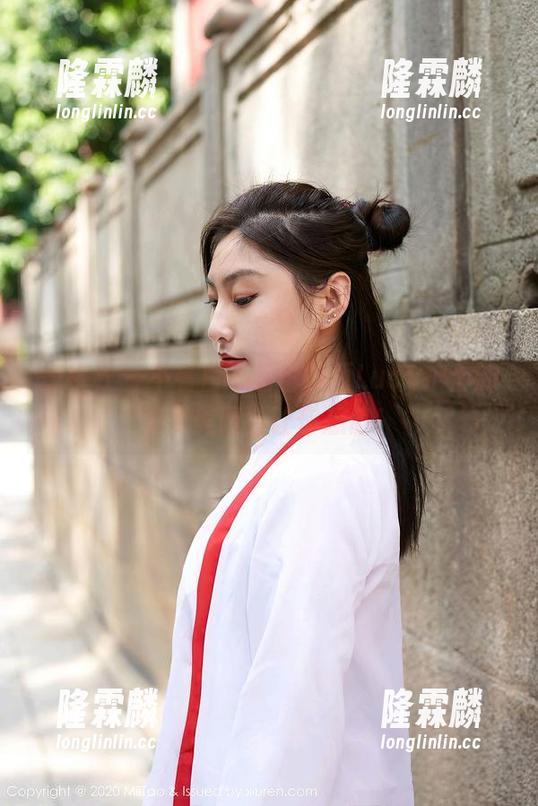 蜜桃社-露西Lucy 蜜桃社 - 不看白不看!露西Lucy护士的免费美图会让你想偏!