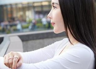 蜜桃社 – 韵莉娜VANILLA的双马尾福利,好想赞一赞,这作品又是一种别样的诱惑!