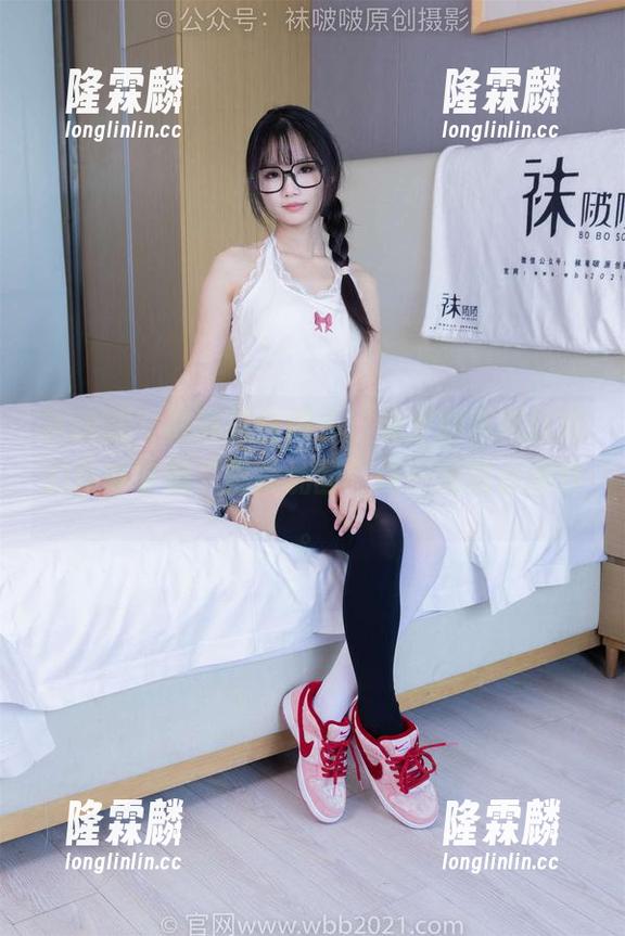 袜啵啵-稚予 袜啵啵 - 最新黑丝创作,稚予的美照让我们重新审视“脚尖加固”这一优雅小细节。