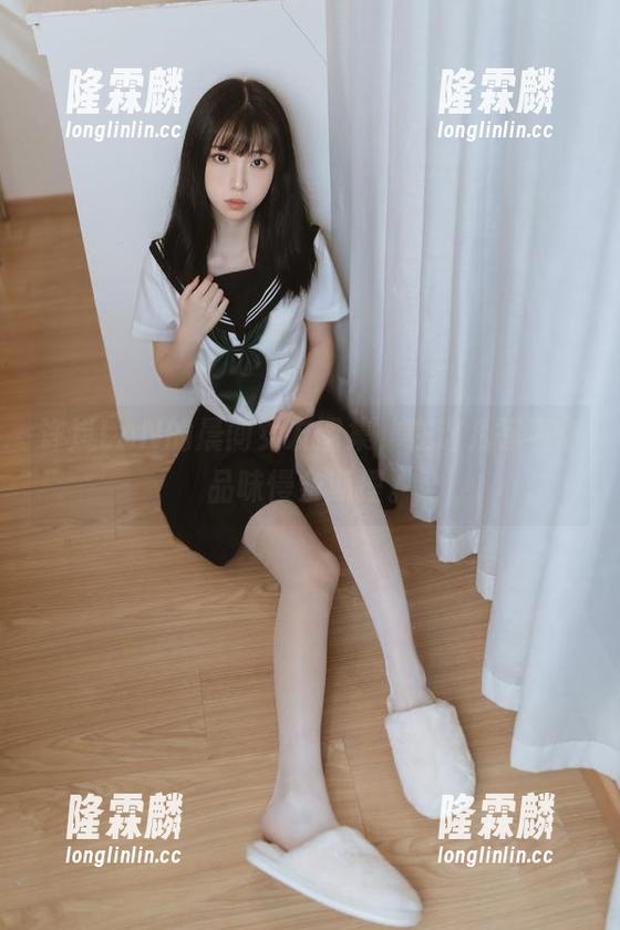 许岚LAN 许岚LAN的晨间女友图集,在这儿等着你品味慢条斯理。