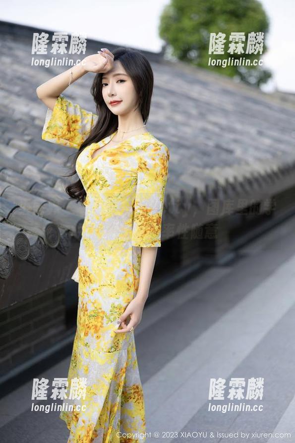 语画界-周思乔Betty 语画界 - 看看周思乔Betty,图库里的学妹就该这样的率性随意