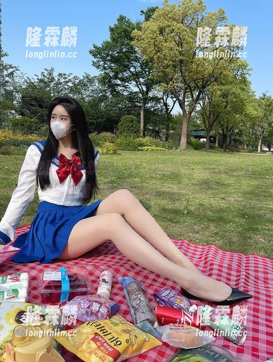 软妹小九九 微密圈 - 在软妹小九九的海边,全套图包里藏着一颗海虫的心你敢信?