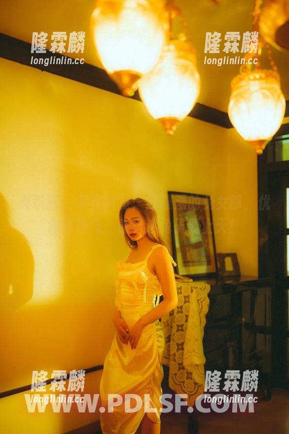 轰趴猫 - 写真展览：陈雅漫的兔女郎，优雅又骚气，感觉这兔子要上天！