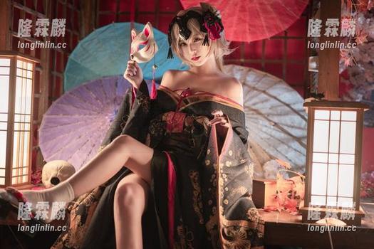 铁板烧鬼舞w 在铁板烧鬼舞w的黑贞黑呆双人写真集中,随便翻翻,嘴角会不自觉勾起一丝期待哦。