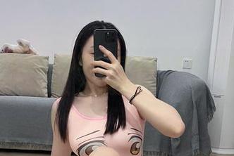 微密圈 – 铁锤姐姐的最新吊带黑丝袜套图,又要让我再次心驰神往!