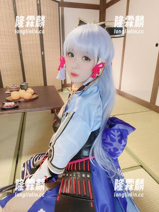 霜月shimo 霜月shimo私拍合集:油亮的一塌糊涂,给我来一打,要是能摩擦出火花就好啦!