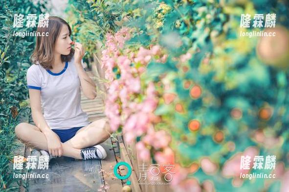 青豆客-黄歆苑chobits 青豆客 - 定制图集:黄歆苑chobits的夏天油画般的柔软体验